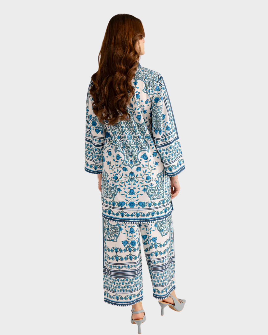 BLUE BLOOM Zlothes